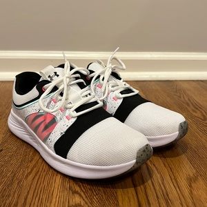 Under Armour women’s sneakers